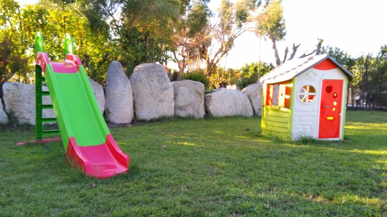 Villa Raffaello Porto San Paolo  Eksteriør bilde