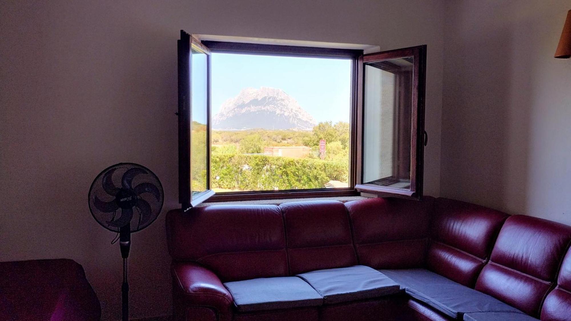 Villa Raffaello Porto San Paolo  Eksteriør bilde